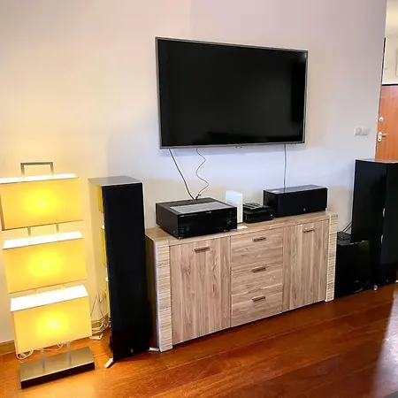 Ewen Shiraz Prime Apartment *