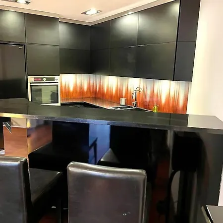 Apartment Ewen Shiraz Prime